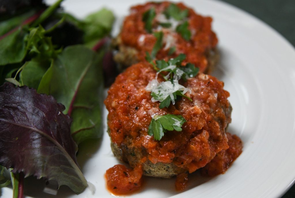 lentil burgers with marinara