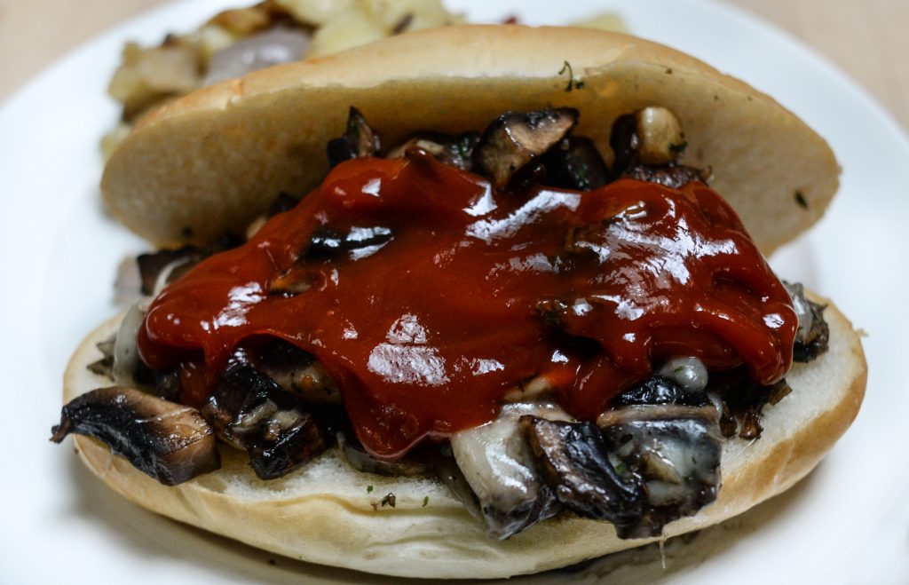 mushroom vegetarian cheesesteak