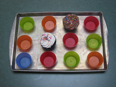 Sili-cups and cupcakes