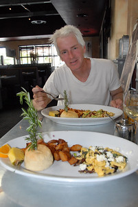 Tim at Hash House A Go-Go