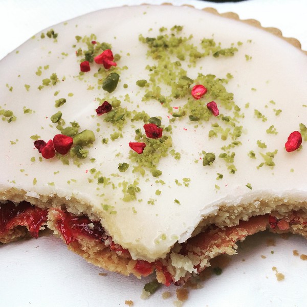 danish raspberry slice