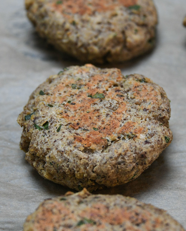 baked lentil burgers