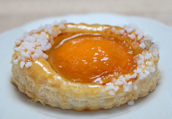 apricot pastry